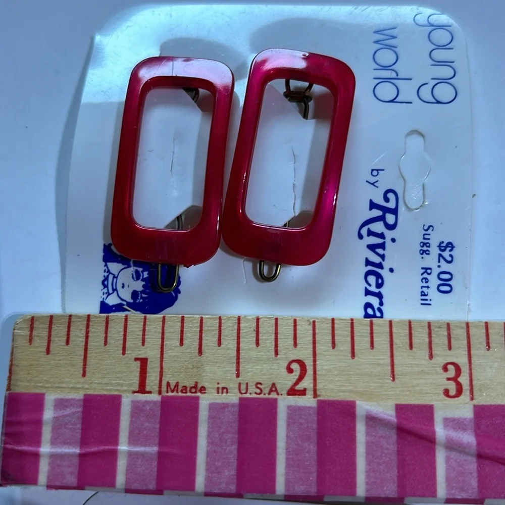 Young World Barrettes Set of Two new old Stock 1980s Girls Plastic Barrettes